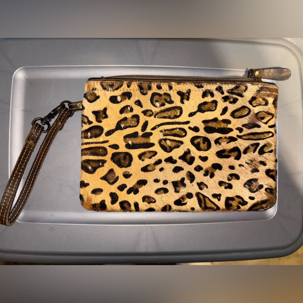 Myra Bag wristlet